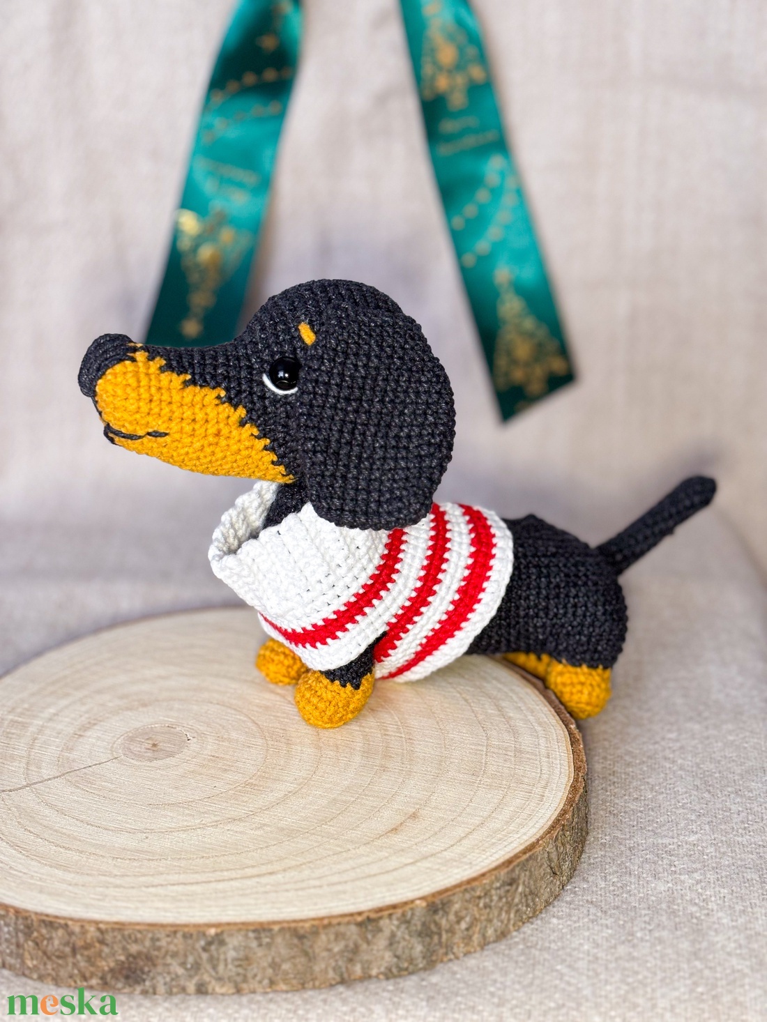 Horgolt tacskó - játék & sport - plüssállat & játékfigura - kutya - Meska.hu