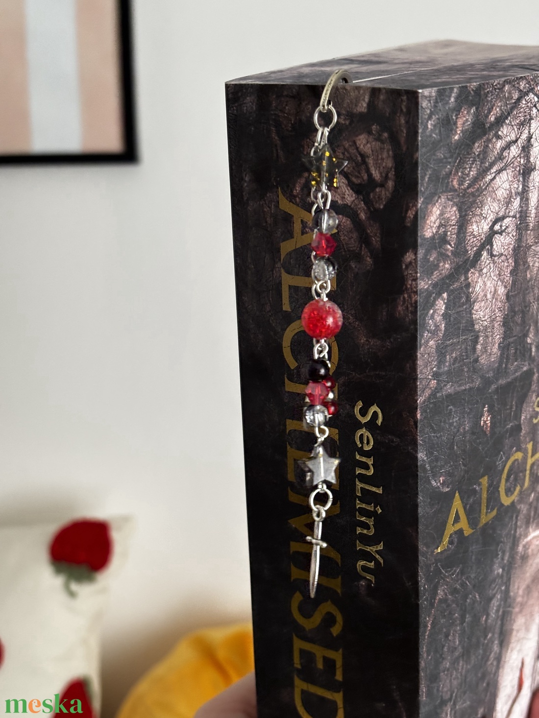 Piros fekete gyöngyös romantikus fém könyvjelző / book charm - könyv & zene - könyvjelző - Meska.hu
