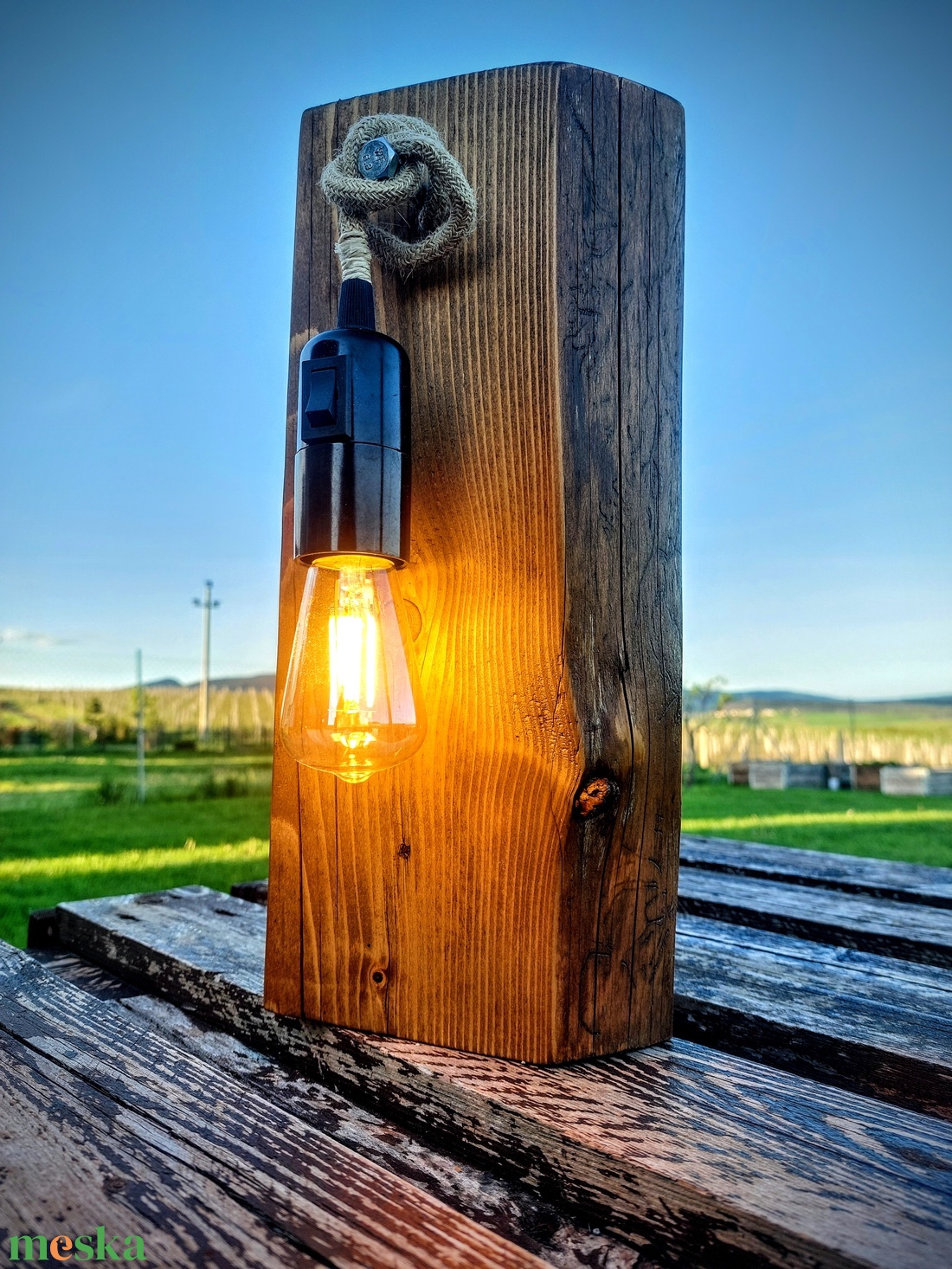 Egyedi kézzel csiszolt vintage stílusú asztali retró lámpa - otthon & életmód - lámpa - asztali lámpa - Meska.hu Egyedi kézzel csiszolt vintage stílusú asztali retró lámpa - otthon & életmód - lámpa - asztali lámpa - Meska.hu