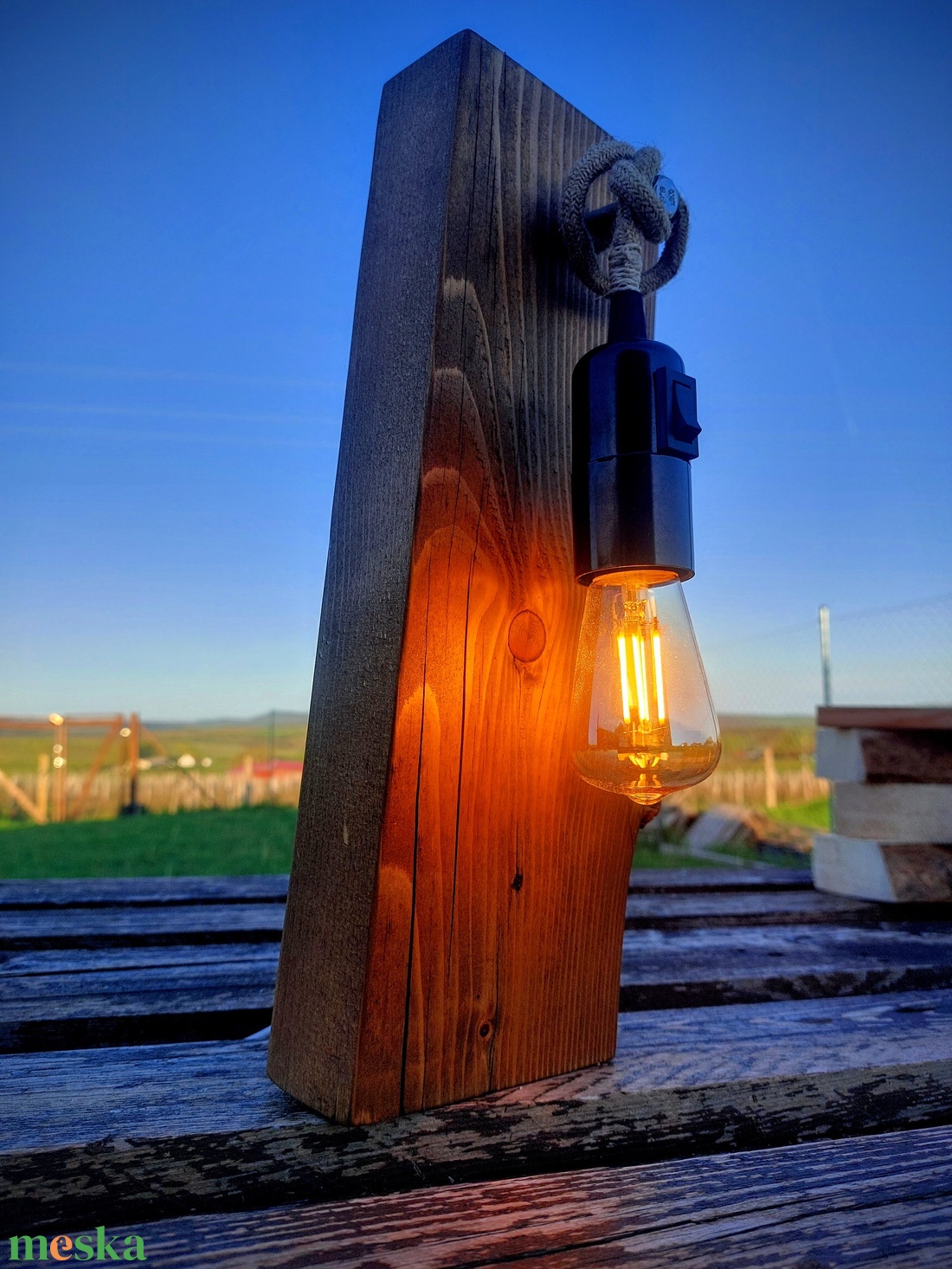 Egyedi kézzel csiszolt vintage stílusú asztali retró lámpa - otthon & életmód - lámpa - asztali lámpa - Meska.hu Egyedi kézzel csiszolt vintage stílusú asztali retró lámpa - otthon & életmód - lámpa - asztali lámpa - Meska.hu