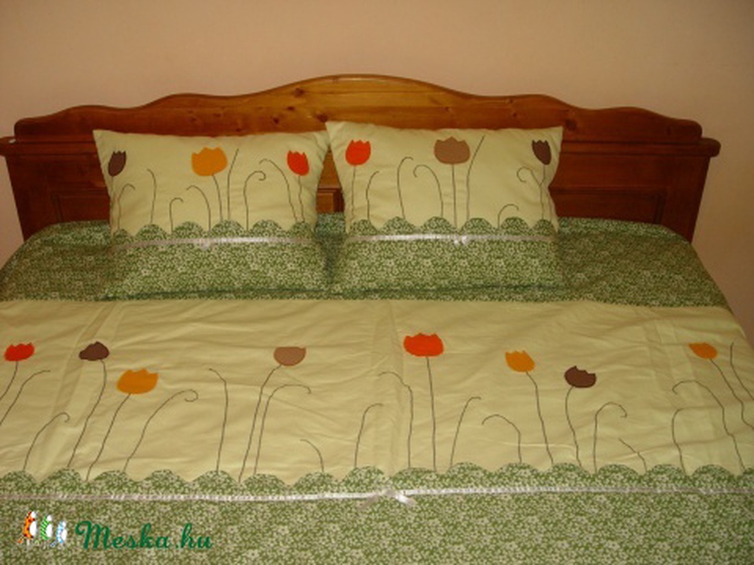 Zöld virágos ágytakaró -  - Meska.hu