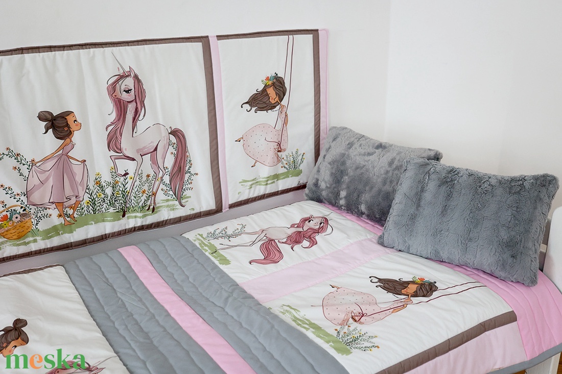 Unikornis álom mintával készült gyerekszoba szett falvédő-ágytakaró 100% pamutból patchwork technikával - otthon & életmód - babaszoba, gyerekszoba - Meska.hu