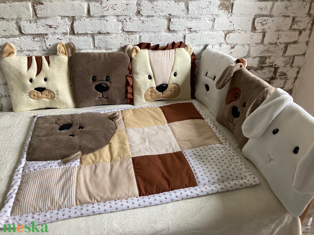 Patchwork babatakaró állatkás fejvédő párnákkal - otthon & életmód - babaszoba, gyerekszoba - baba ágynemű - Meska.hu Patchwork babatakaró állatkás fejvédő párnákkal - otthon & életmód - babaszoba, gyerekszoba - baba ágynemű - Meska.hu