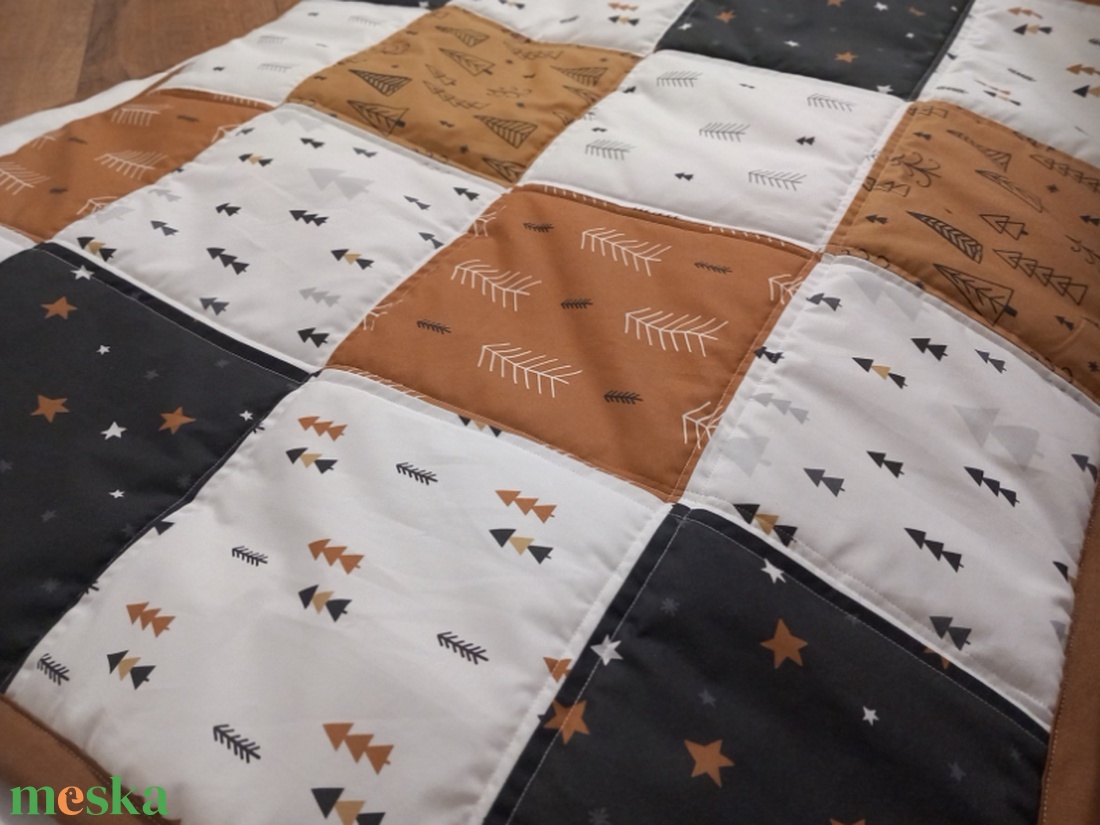 Patchwork falvédő mustár-szürke-fehér színben - otthon & életmód - lakástextil - falvédő - Meska.hu Patchwork falvédő mustár-szürke-fehér színben - otthon & életmód - lakástextil - falvédő - Meska.hu