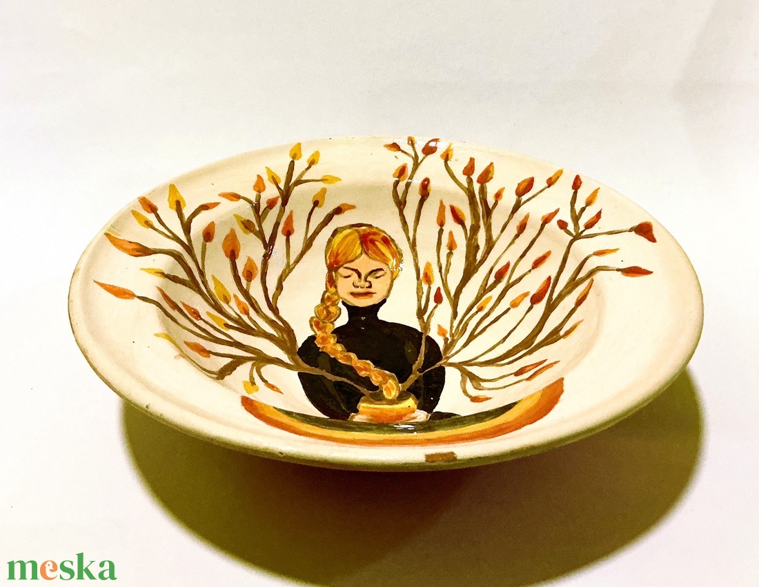 Női mintás kézzel festett mélytányér - otthon & életmód - konyhafelszerelés, tálalás - tálalás - tányér & étkészlet - Meska.hu