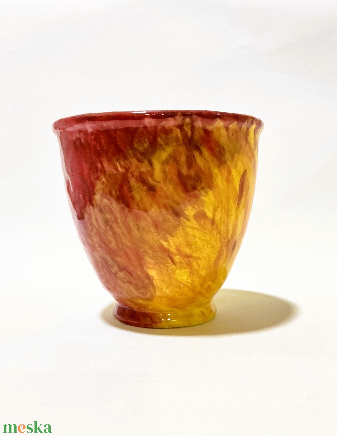 Tűz mintájú, kézzel festett fül nélküli bögre - otthon & életmód - konyhafelszerelés, tálalás - tálalás - bögre & csésze - Meska.hu