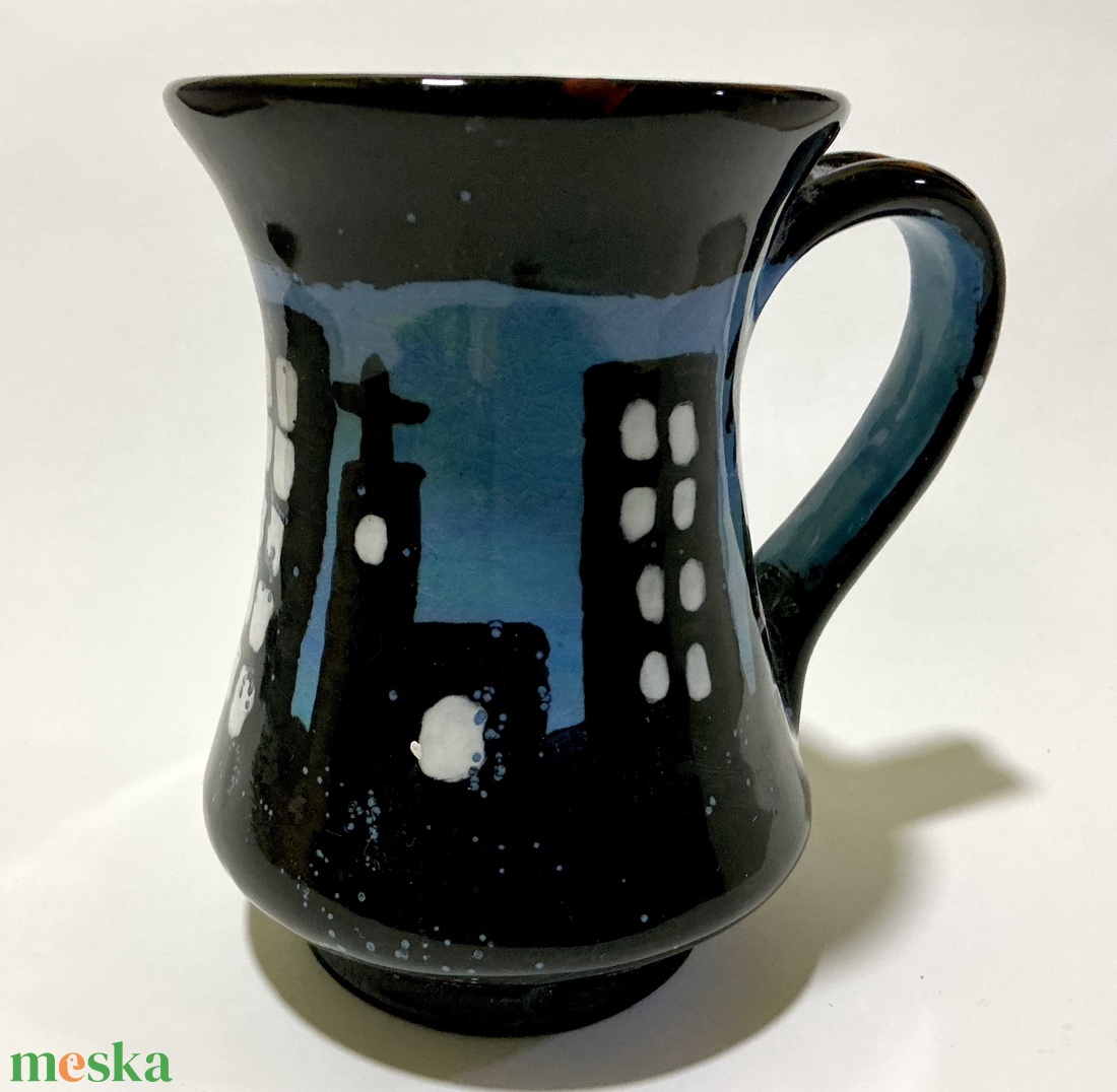 Város mintájú kézzel festett bögre - otthon & életmód - konyhafelszerelés, tálalás - tálalás - bögre & csésze - Meska.hu