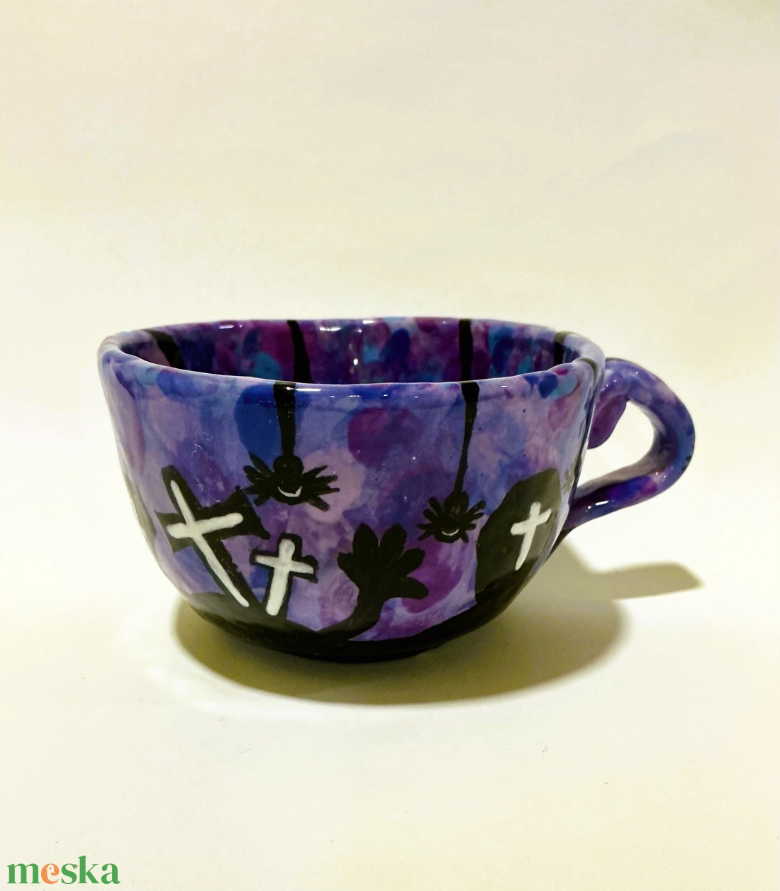 Halloween-i mintás kézzel festett bögre - otthon & életmód - konyhafelszerelés, tálalás - tálalás - bögre & csésze - Meska.hu