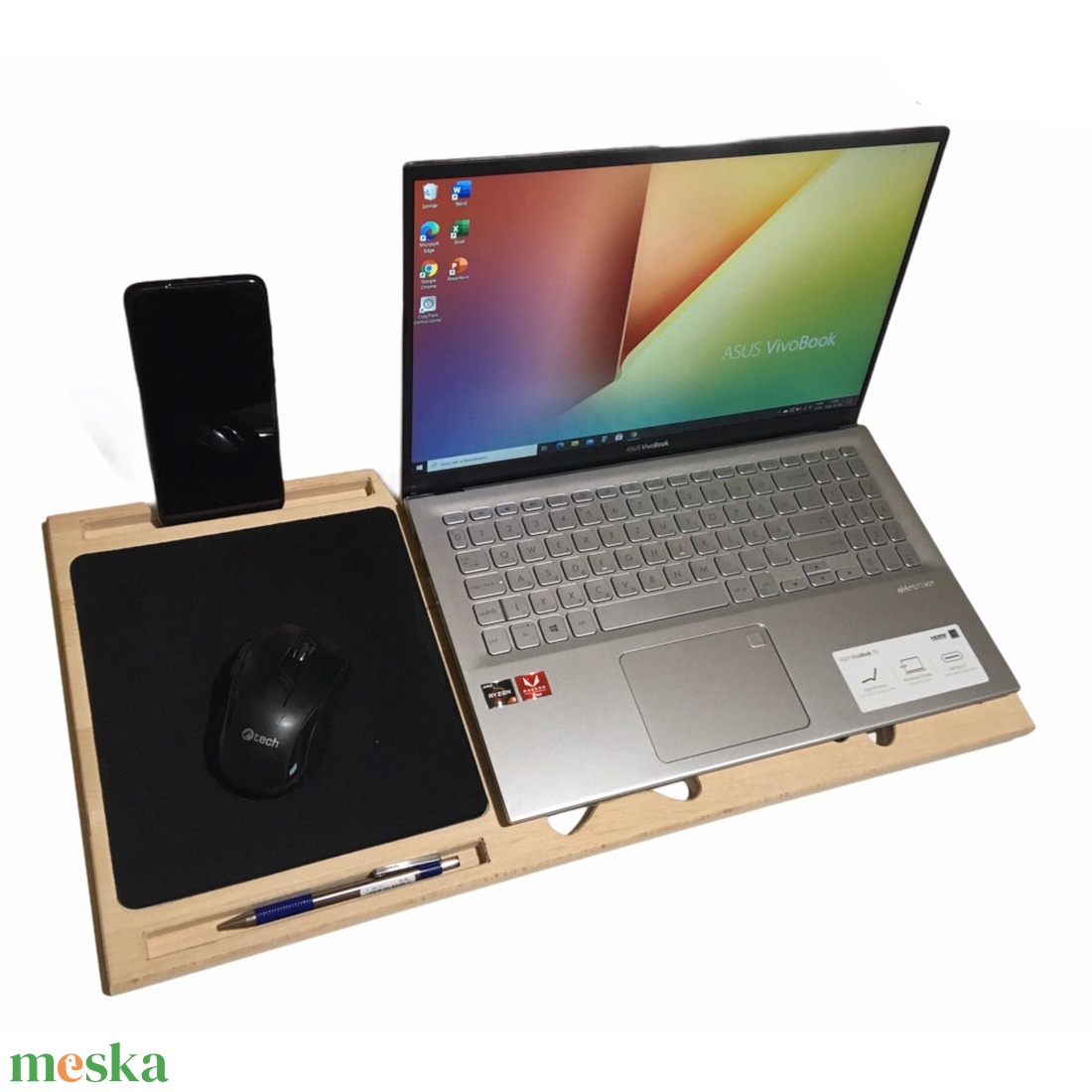 Fa laptoptartó (kutyás) - táska & tok - Meska.hu Fa laptoptartó (kutyás) - táska & tok - Meska.hu