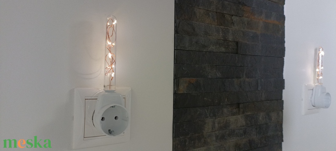 Gubanc -- Irányfény, éjjelifény csatlakozóaljzattal, melegfehér színben, párban, öt év garanciával - otthon & életmód - lámpa - hangulatlámpa - Meska.hu