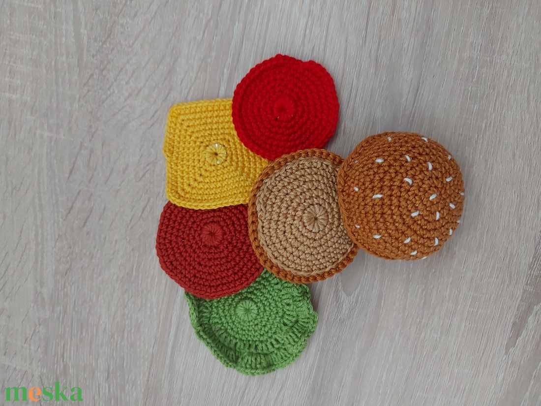 Horgolt mágneses hamburger - játék & sport - szerepjáték - Meska.hu Horgolt mágneses hamburger - játék & sport - szerepjáték - Meska.hu