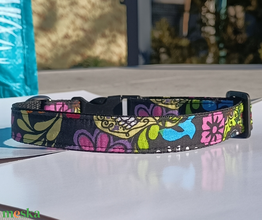 Kézzel készített mintás kutyanyakörv kistestű és kölyök kutyáknak � Neon - otthon & életmód - kisállatoknak - kutyáknak - kutya nyakörv - Meska.hu
