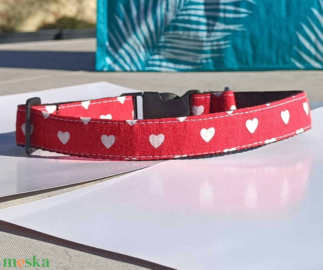 Kézzel készített mintás kutyanyakörv kistestű és kölyök kutyáknak � Szivecskés - otthon & életmód - kisállatoknak - kutyáknak - kutya nyakörv - Meska.hu