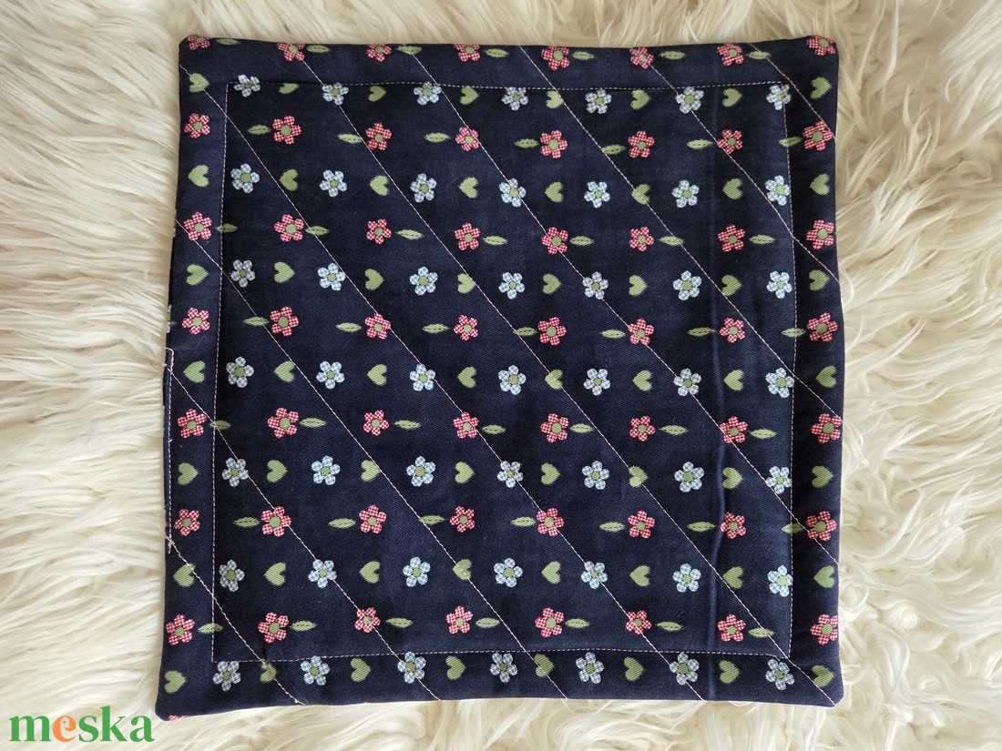 Ülő kispárna - játék & sport - ovis felszerelés - ovis párna, kispárna - Meska.hu Ülő kispárna - játék & sport - ovis felszerelés - ovis párna, kispárna - Meska.hu