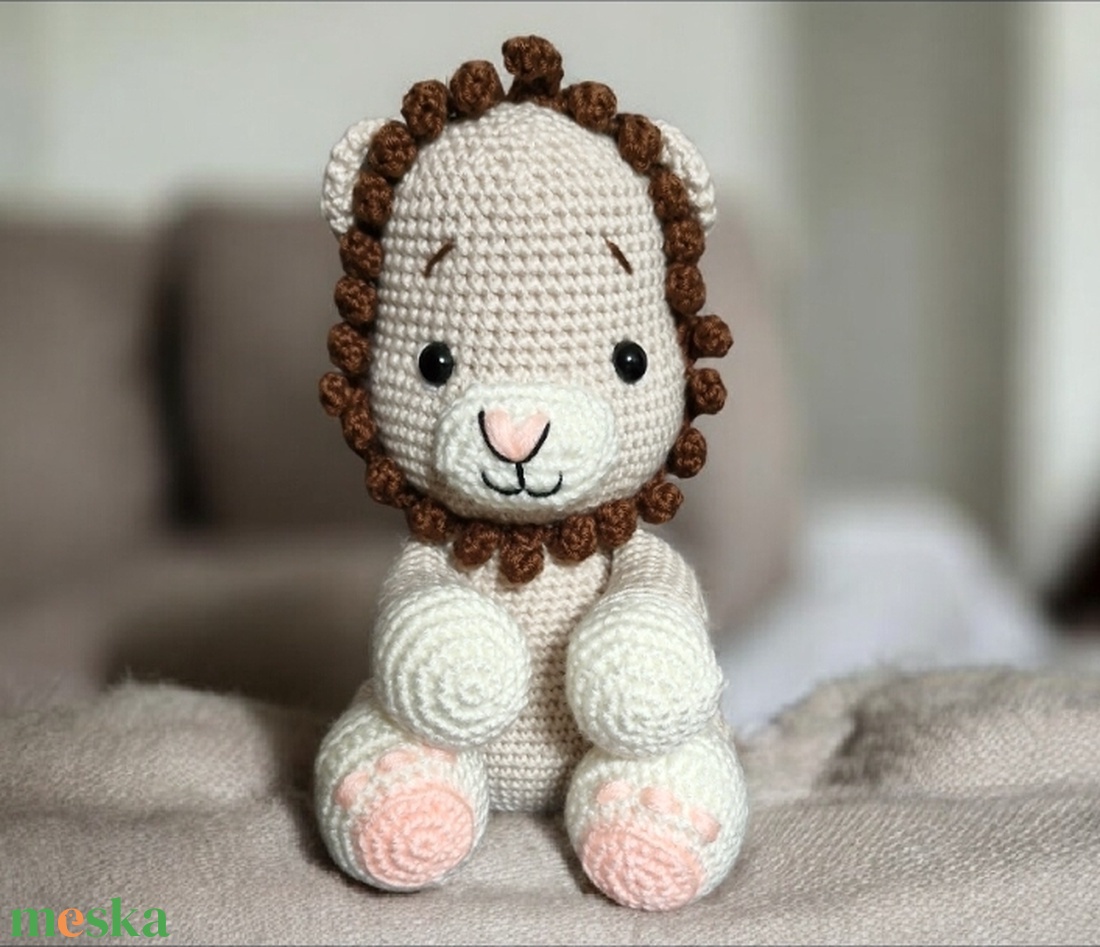 Horgolt kisoroszlán - játék & sport - plüssállat & játékfigura - oroszlán - Meska.hu