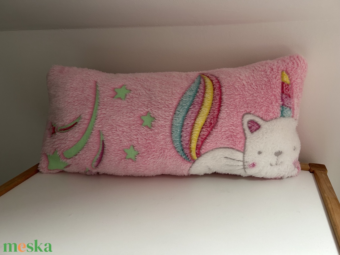 Sötétben világító unikornisos párna - játék & sport - plüssállat & játékfigura - unikornis - Meska.hu