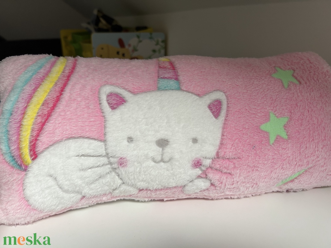 Sötétben világító unikornisos párna - játék & sport - plüssállat & játékfigura - unikornis - Meska.hu