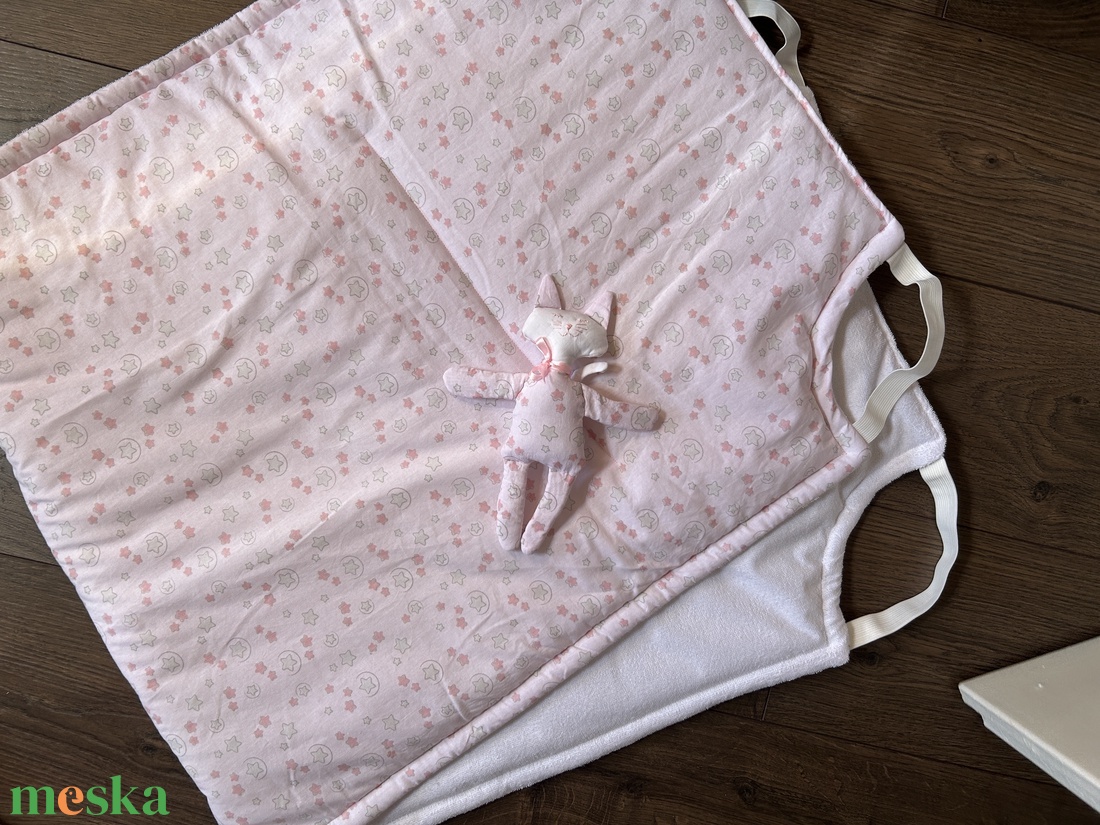 Ovis, bölcsis lepedő, derékalj, ajándékkal - játék & sport - ovis felszerelés - ovis lepedő - Meska.hu