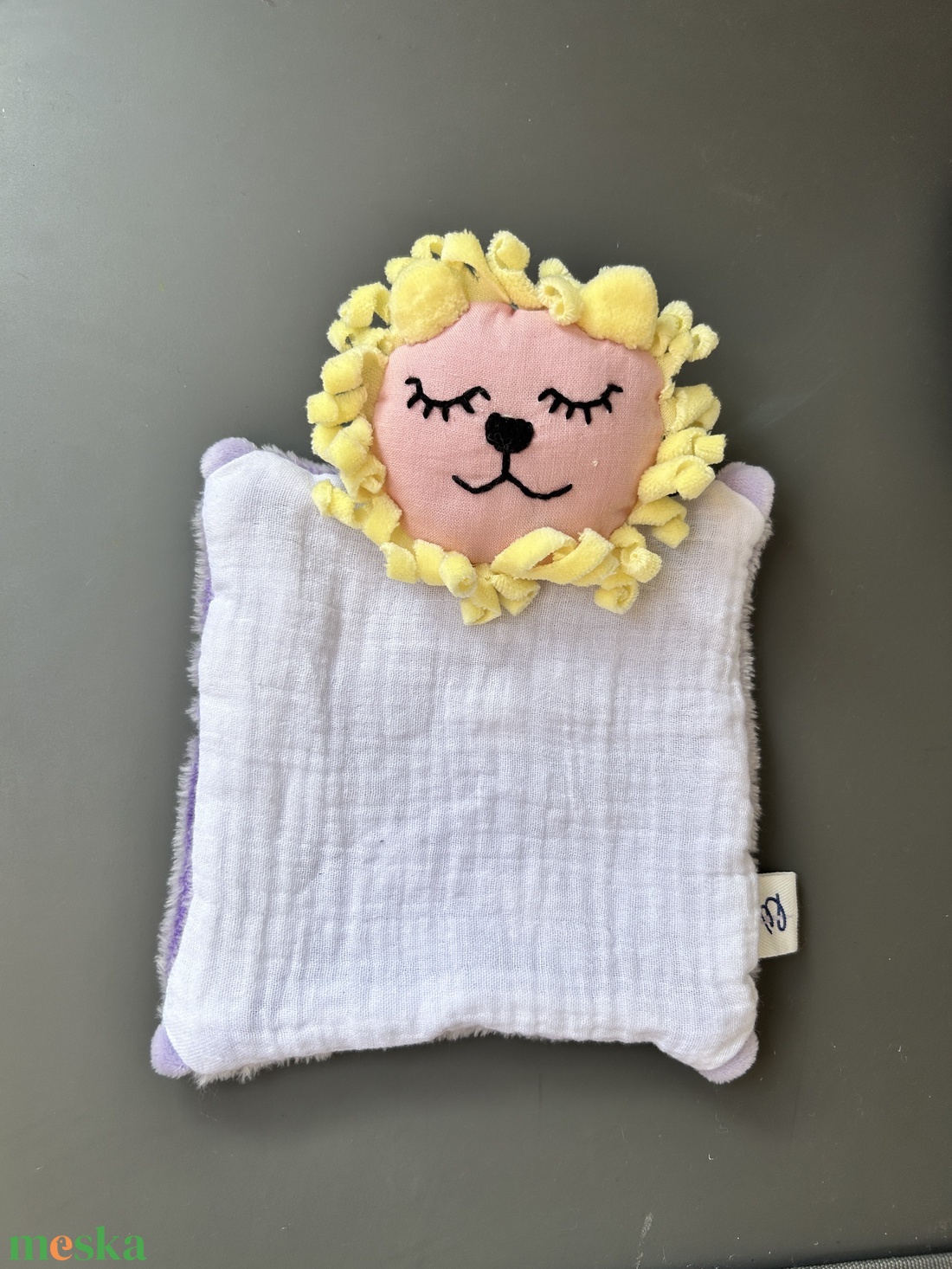 Világítós Oroszlán szundikendő, alvóka - baba - mama - baba játékok - szundikendő, alvóka - Meska.hu