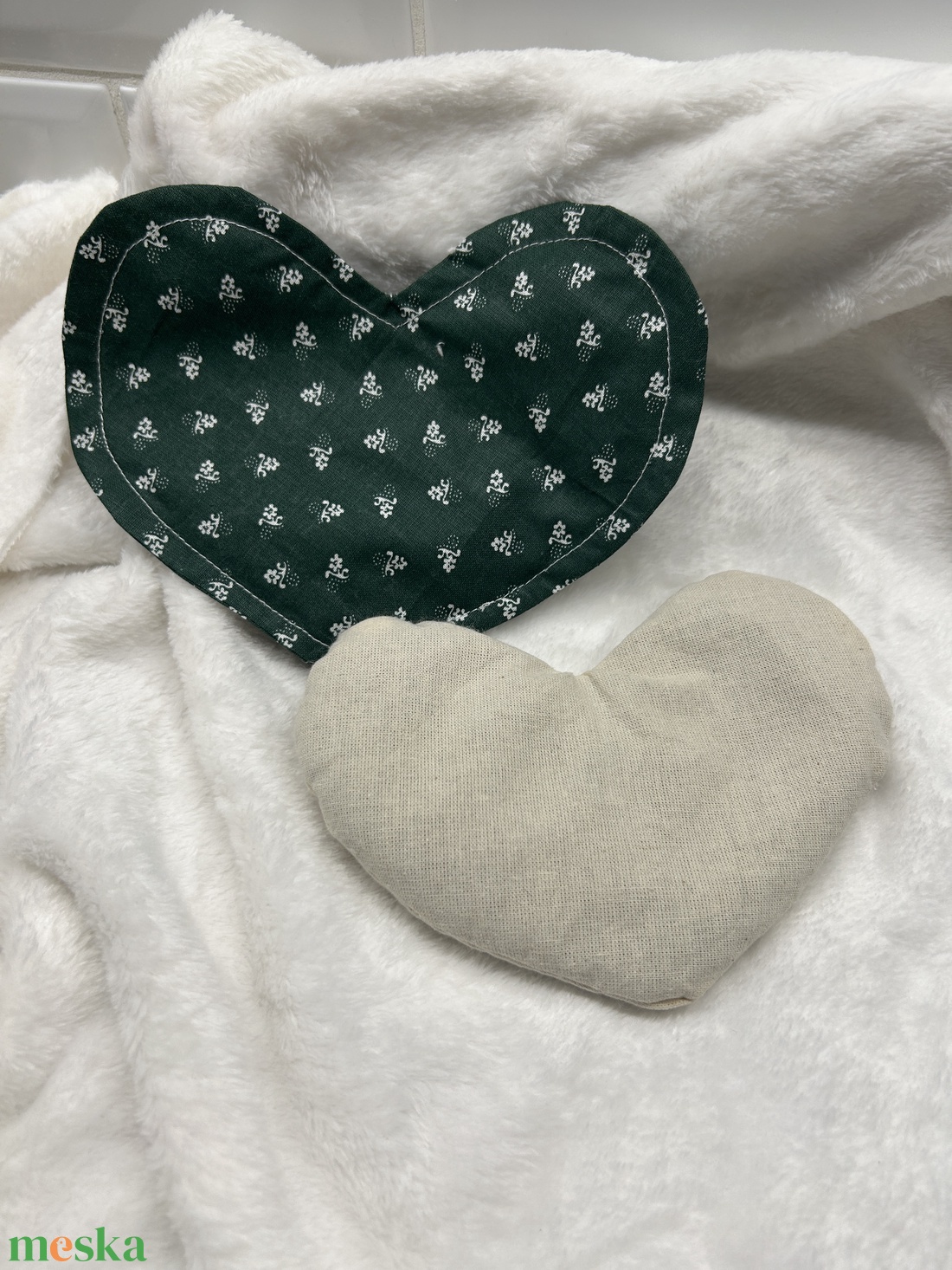 Szív alakú relax levendulás szempárna, mosható huzattal - szépségápolás - egészségmegőrzési kellékek - gyógynövénypárna - Meska.hu