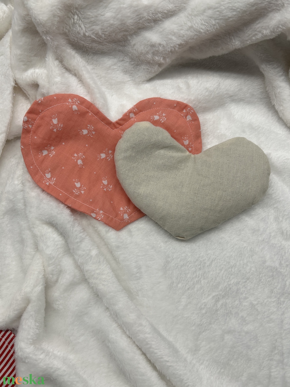 Szív alakú relax levendulás szempárna, mosható huzattal - szépségápolás - egészségmegőrzési kellékek - gyógynövénypárna - Meska.hu