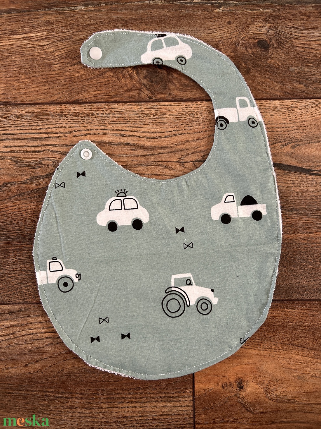 Vízhatlan autós baba, kisgyermek előke - baba - mama - szoptatási, etetési kellékek - partedli, előke - Meska.hu