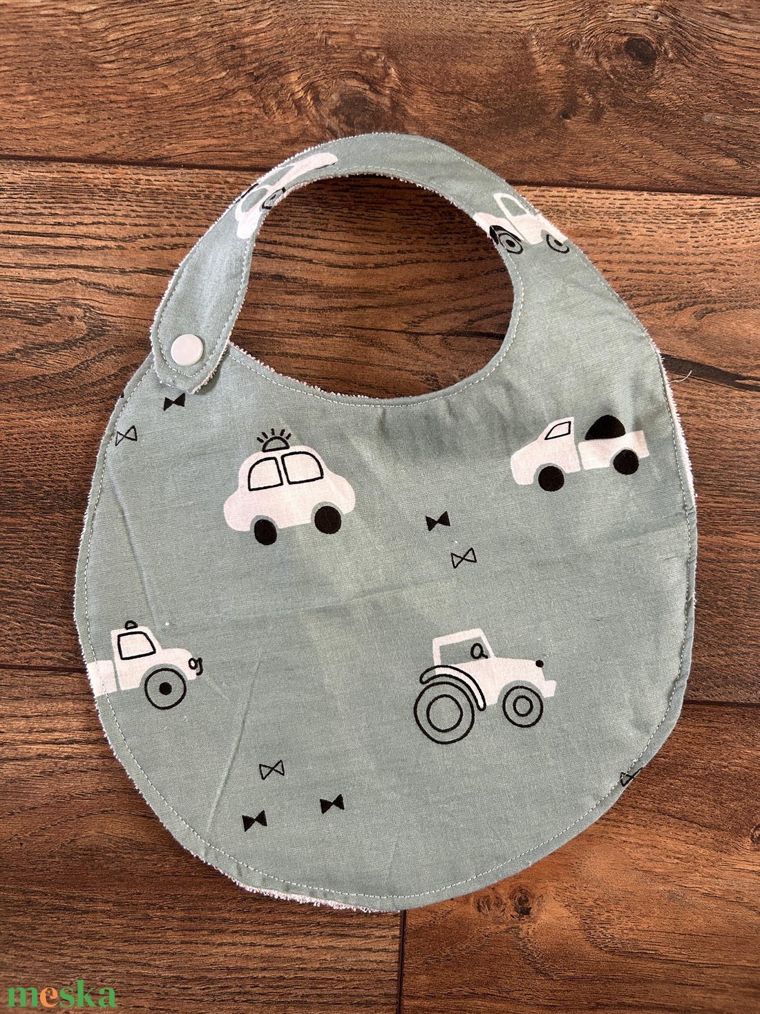 Vízhatlan autós baba, kisgyermek előke - baba - mama - szoptatási, etetési kellékek - partedli, előke - Meska.hu