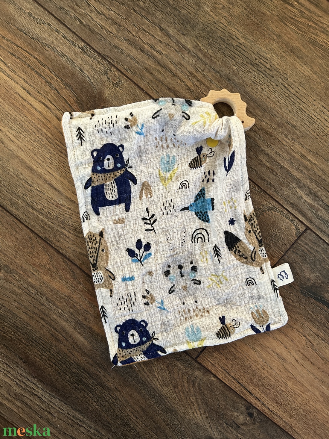 Erdei állatos szundikendő süni rágókával - baba - mama - baba játékok - szundikendő, alvóka - Meska.hu