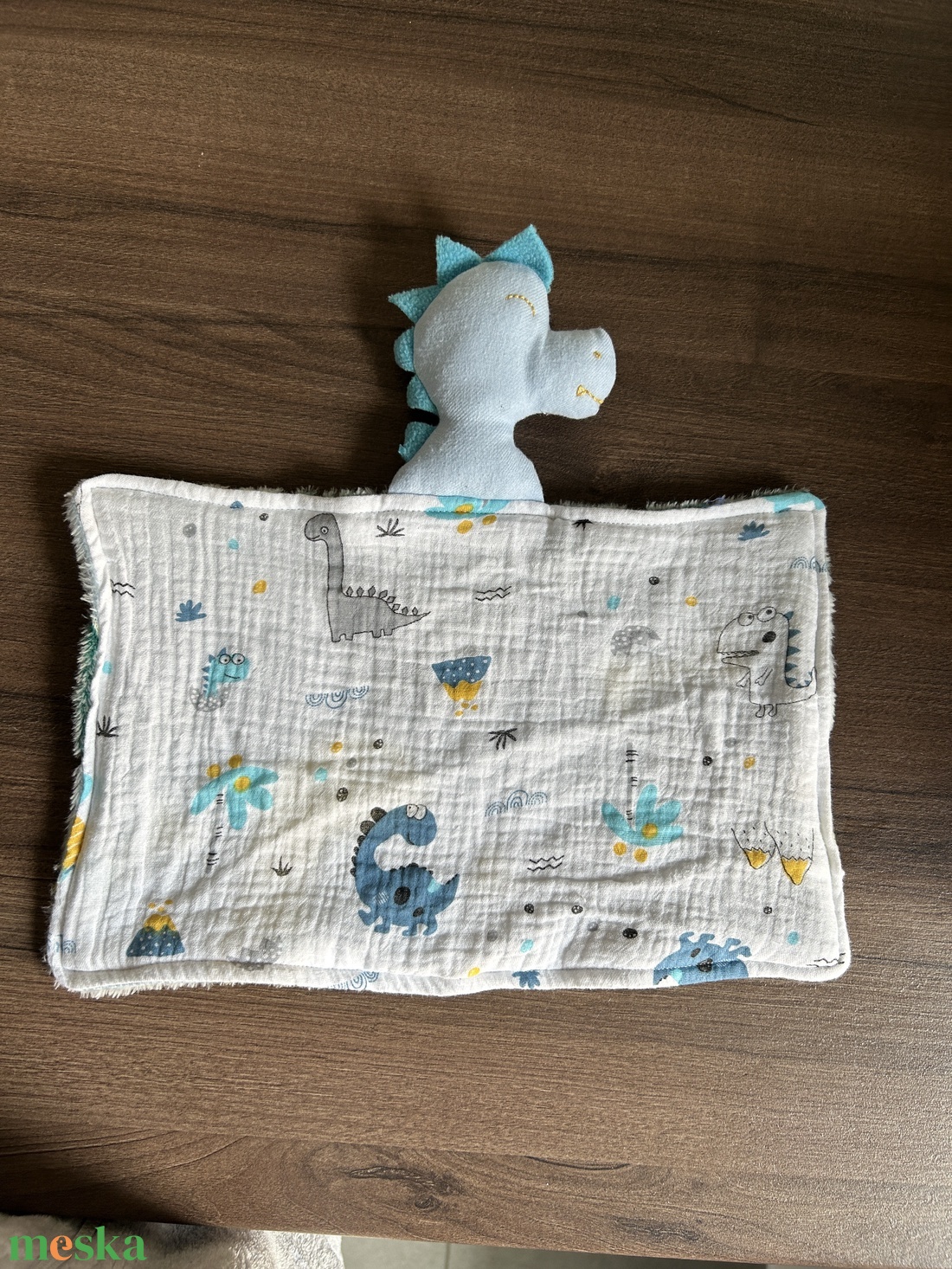 Világítós dinós szundikendő - baba - mama - baba játékok - szundikendő, alvóka - Meska.hu