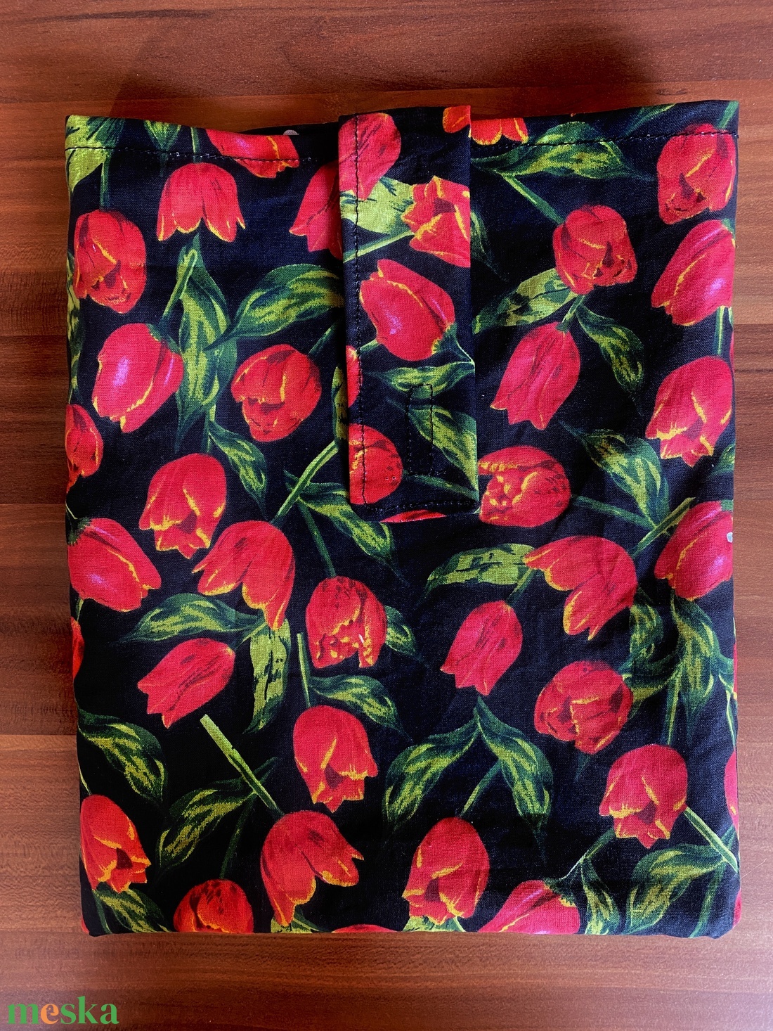 Könyvtok, könyvvédő tulipános-pöttyös - könyv & zene - könyvtok - Meska.hu Könyvtok, könyvvédő tulipános-pöttyös - könyv & zene - könyvtok - Meska.hu