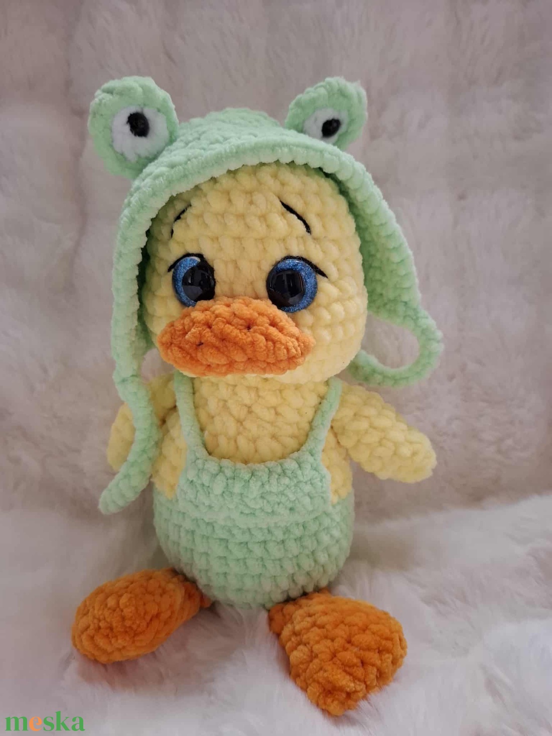 Horgolt plüss kacsa békás sapiban - játék & sport - plüssállat & játékfigura - más figura - Meska.hu Horgolt plüss kacsa békás sapiban - játék & sport - plüssállat & játékfigura - más figura - Meska.hu