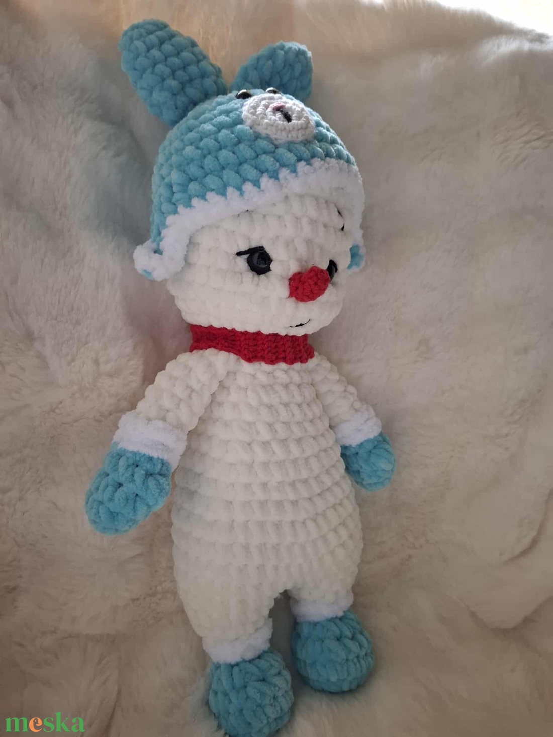 Horgolt plüss hóember nyuszis sapiban - játék & sport - plüssállat & játékfigura - más figura - Meska.hu Horgolt plüss hóember nyuszis sapiban - játék & sport - plüssállat & játékfigura - más figura - Meska.hu