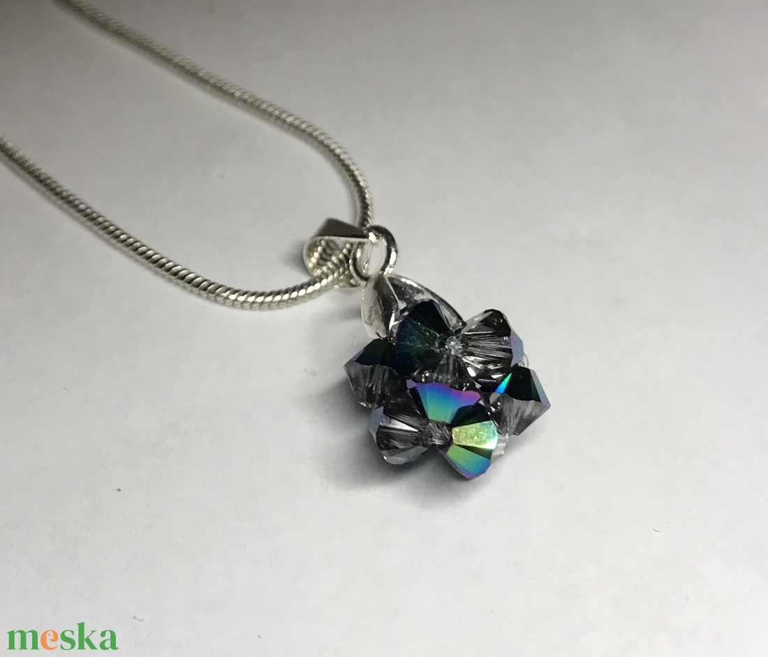 Swarovski Scarabeus Green 925 Sterling Ezüst nyaklánc medállal - ékszer - nyaklánc - medálos nyaklánc - Meska.hu Swarovski Scarabeus Green 925 Sterling Ezüst nyaklánc medállal - ékszer - nyaklánc - medálos nyaklánc - Meska.hu