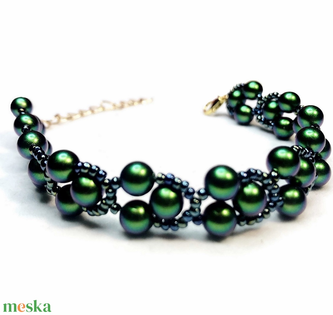 Swarovski Scarabeus Green különleges egyedi karkötő 925 ezüst lánccal vagy mágneskapoccsal - ékszer - karkötő - gyöngyös karkötő - Meska.hu