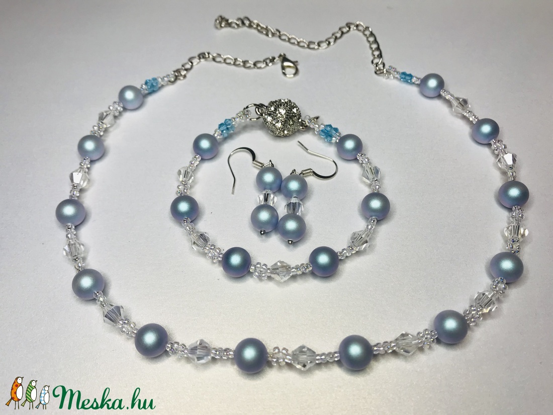 Swarovski Iridescent Light Blue gyöngy karkötő, nyaklánc, fülbevaló ékszerszett kék, crystal AB  - ékszer - ékszerszett - Meska.hu