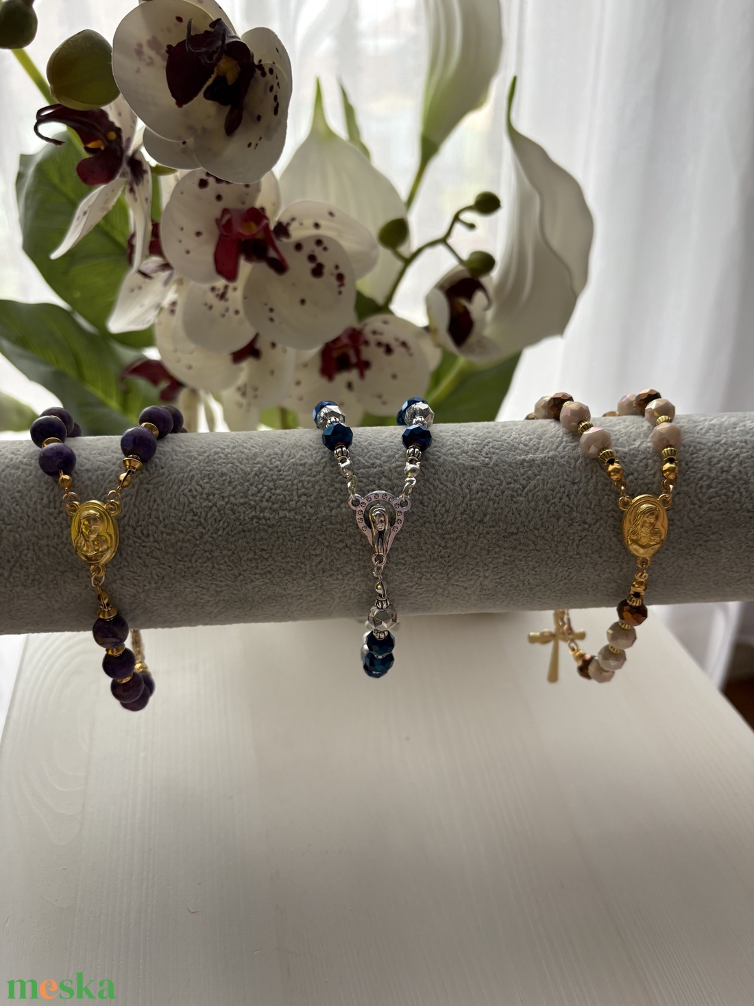 Karkötő - ékszer - karkötő - karkötő medállal - Meska.hu