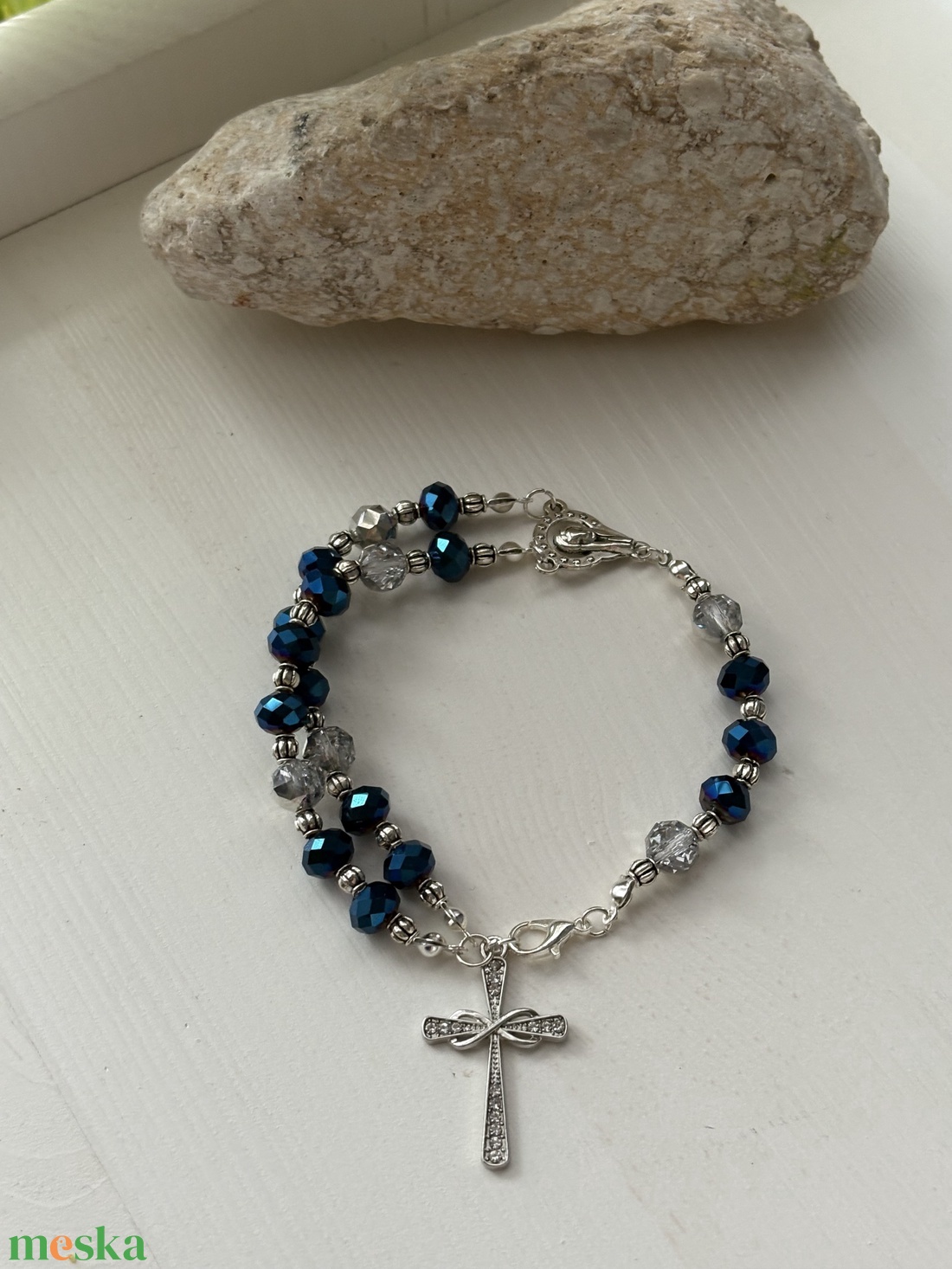 Karkötő - ékszer - karkötő - karkötő medállal - Meska.hu