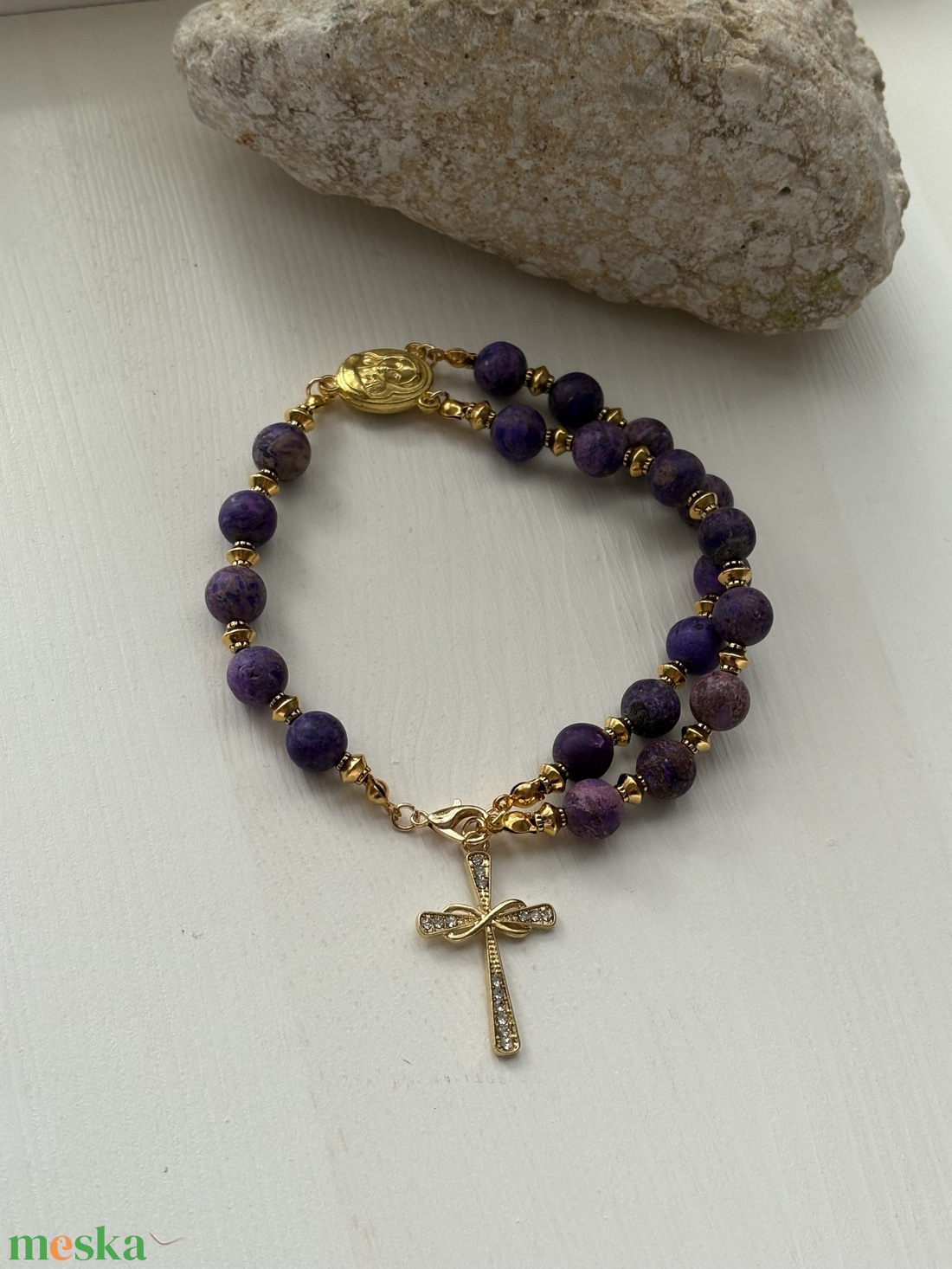 Karkötő - ékszer - karkötő - karkötő medállal - Meska.hu