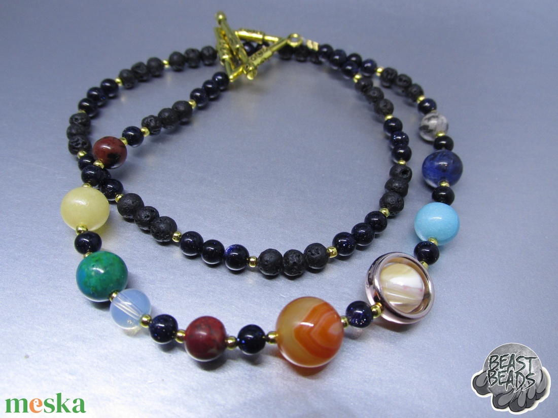 Naprendszer nyaklánc - T-kapoccsal - ékszer - nyaklánc - gyöngyös nyaklánc - Meska.hu