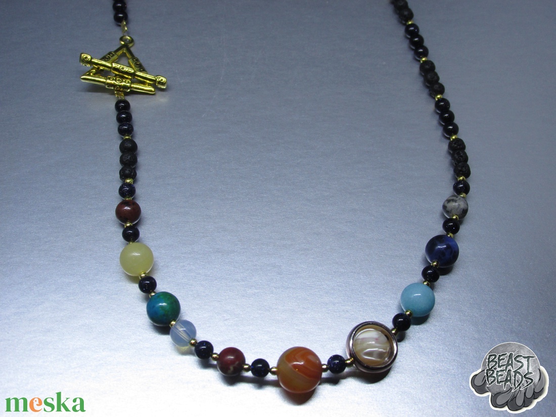 Naprendszer nyaklánc - T-kapoccsal - ékszer - nyaklánc - gyöngyös nyaklánc - Meska.hu