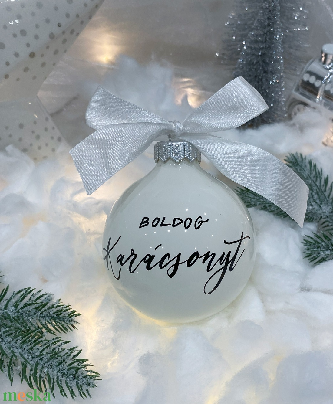 Egyedi karácsonyi üveggömb 8cm - karácsony - karácsonyi lakásdekoráció - karácsonyfadíszek - Meska.hu Egyedi karácsonyi üveggömb 8cm - karácsony - karácsonyi lakásdekoráció - karácsonyfadíszek - Meska.hu