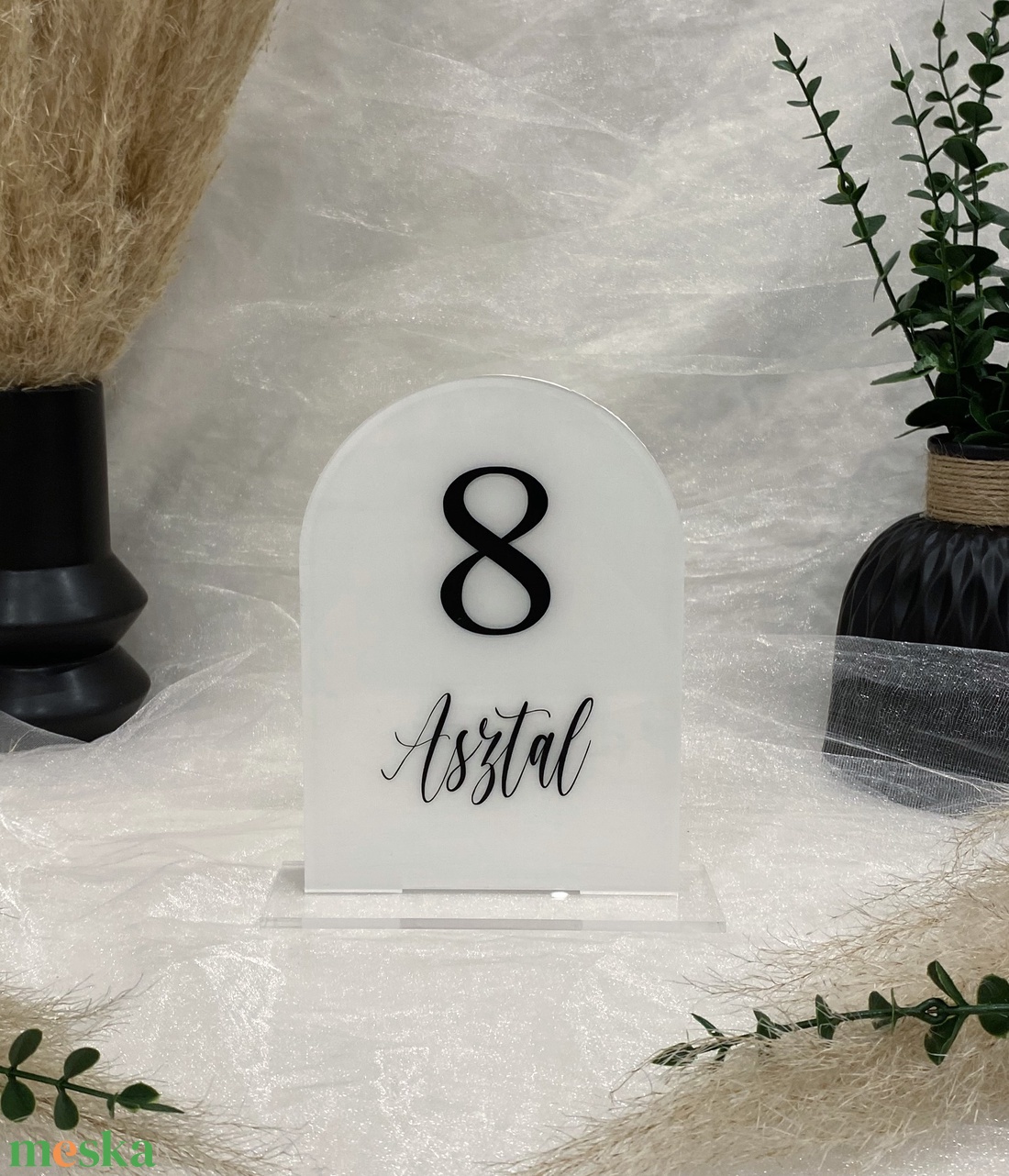 Festett plexi asztalszám - esküvő - dekoráció - asztaldísz - Meska.hu Festett plexi asztalszám - esküvő - dekoráció - asztaldísz - Meska.hu