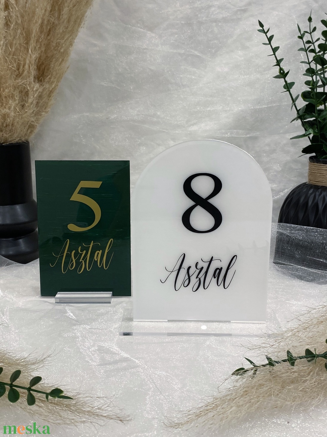 Festett plexi asztalszám - esküvő - dekoráció - asztaldísz - Meska.hu Festett plexi asztalszám - esküvő - dekoráció - asztaldísz - Meska.hu