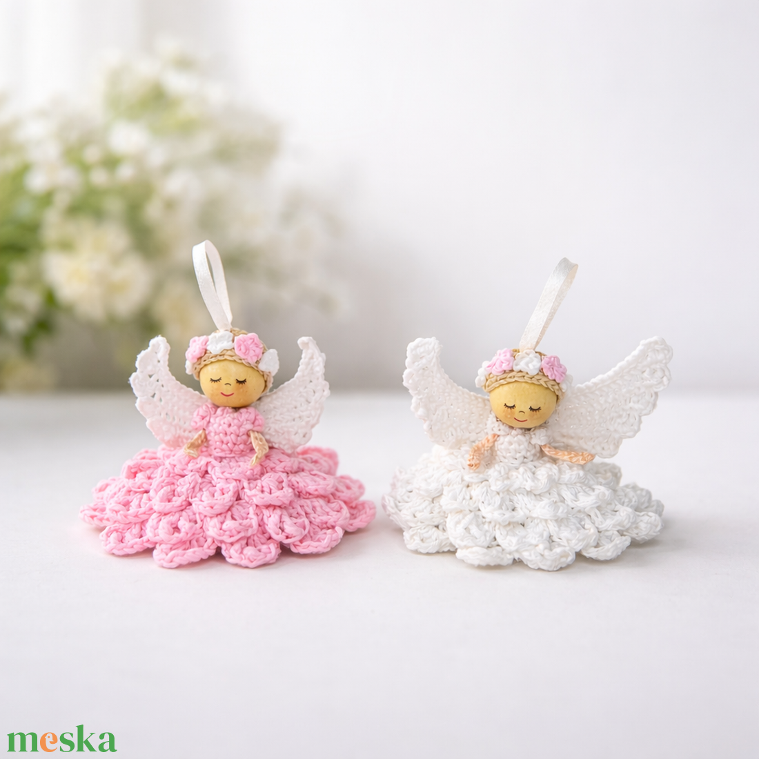 Egyedi kézzel horgolt angyalka -10-12 cm karácsonyi dísz/ajándék  - karácsony - karácsonyi lakásdekoráció - karácsonyfadíszek - Meska.hu