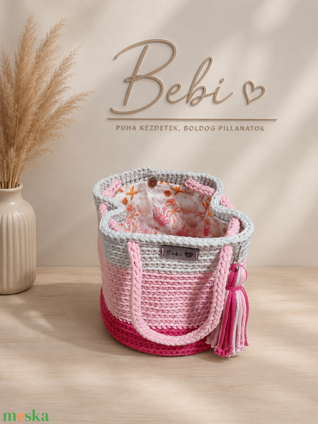 Pasztell rózsaszín horgolt női táska tengeri mintás béléssel - táska & tok - kézitáska & válltáska - válltáska - Meska.hu