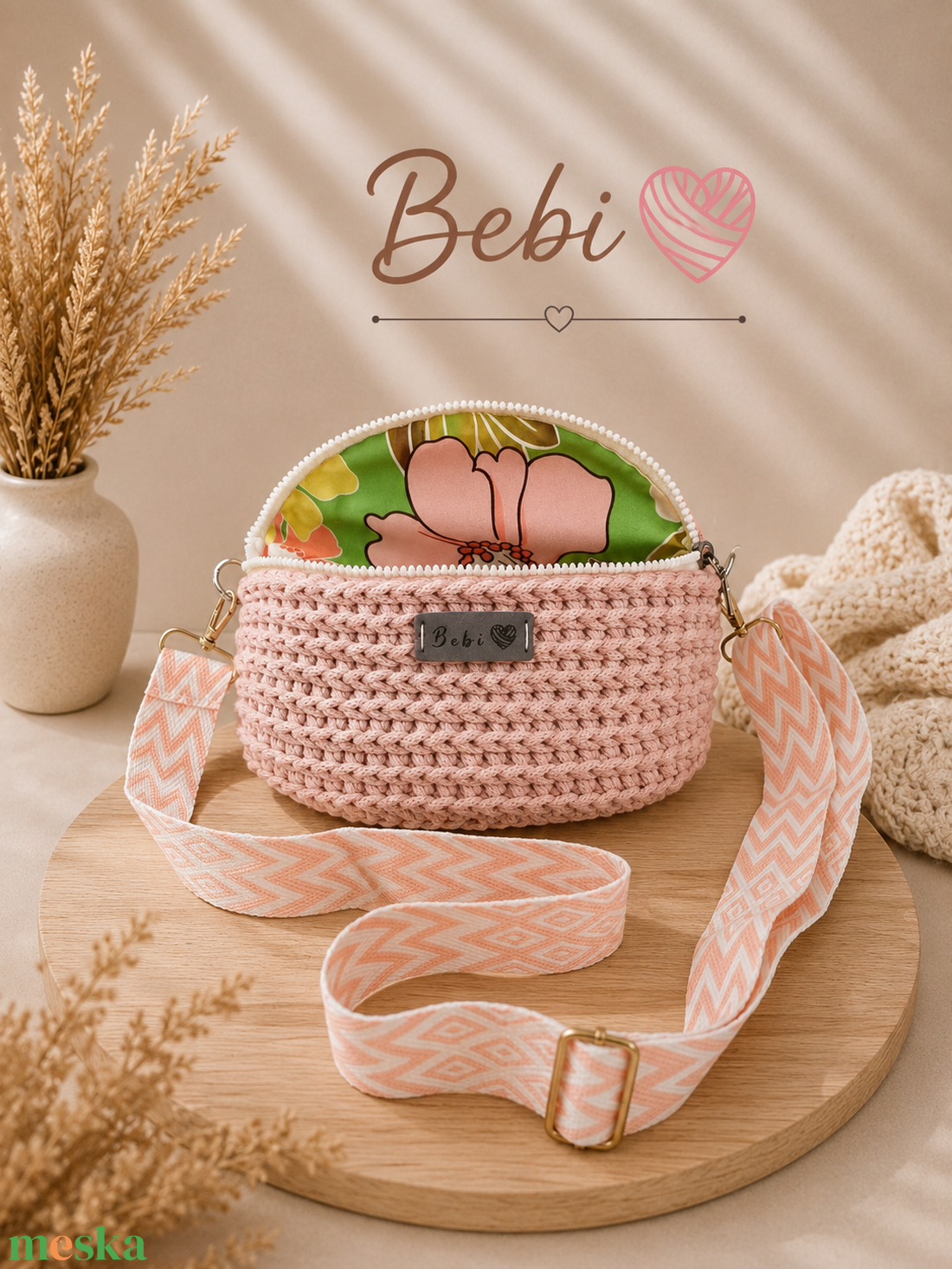 Barackszínű kézzel horgolt keresztpántos női táska, crossbody övtáska � bélelt, cipzáras - táska & tok - kézitáska & válltáska - vállon átvethető táska - Meska.hu