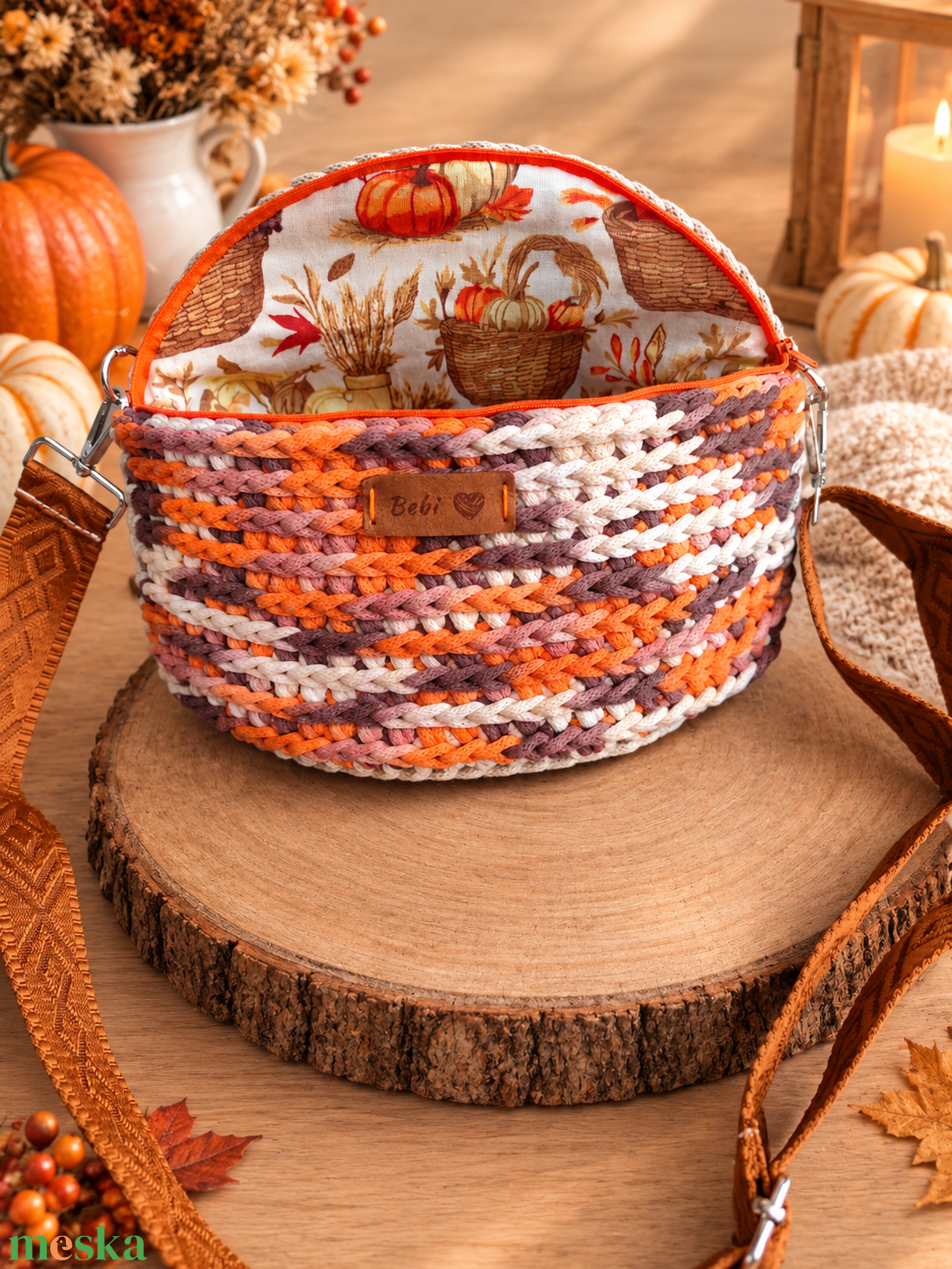 Őszi színekben pompázó, egyedi kézzel horgolt női válltáska, crossbody, övtáska tökös mintájú béléssel - táska & tok - kézitáska & válltáska - vállon átvethető táska - Meska.hu