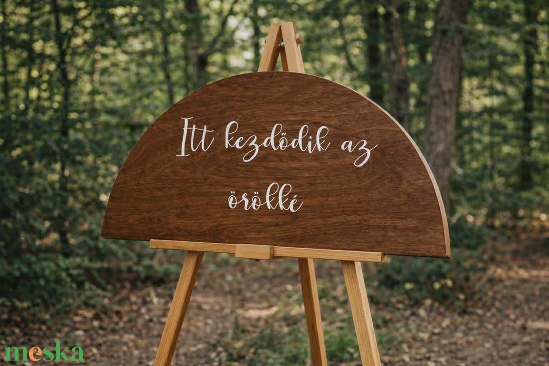 Itt kezdődik az örökké- félkör alakú esküvői tábla - esküvő - dekoráció - tábla & jelzés - Meska.hu