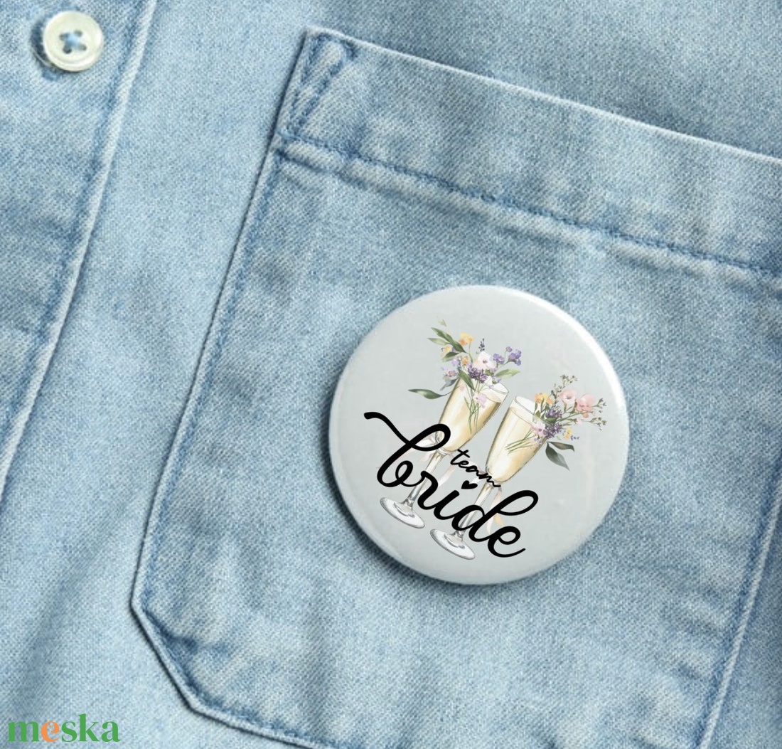 Team bride kitűző - esküvő - lánybúcsú - Meska.hu