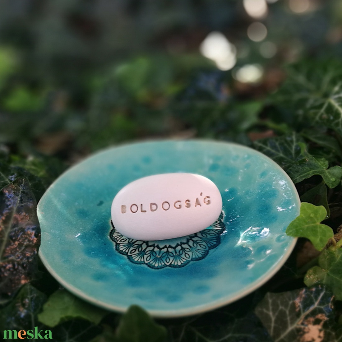 BOLDOGSÁG - Kerámia Varázskavics üzenettel, motivációs felirattal - esküvő - emlék & ajándék - köszönőajándék - Meska.hu